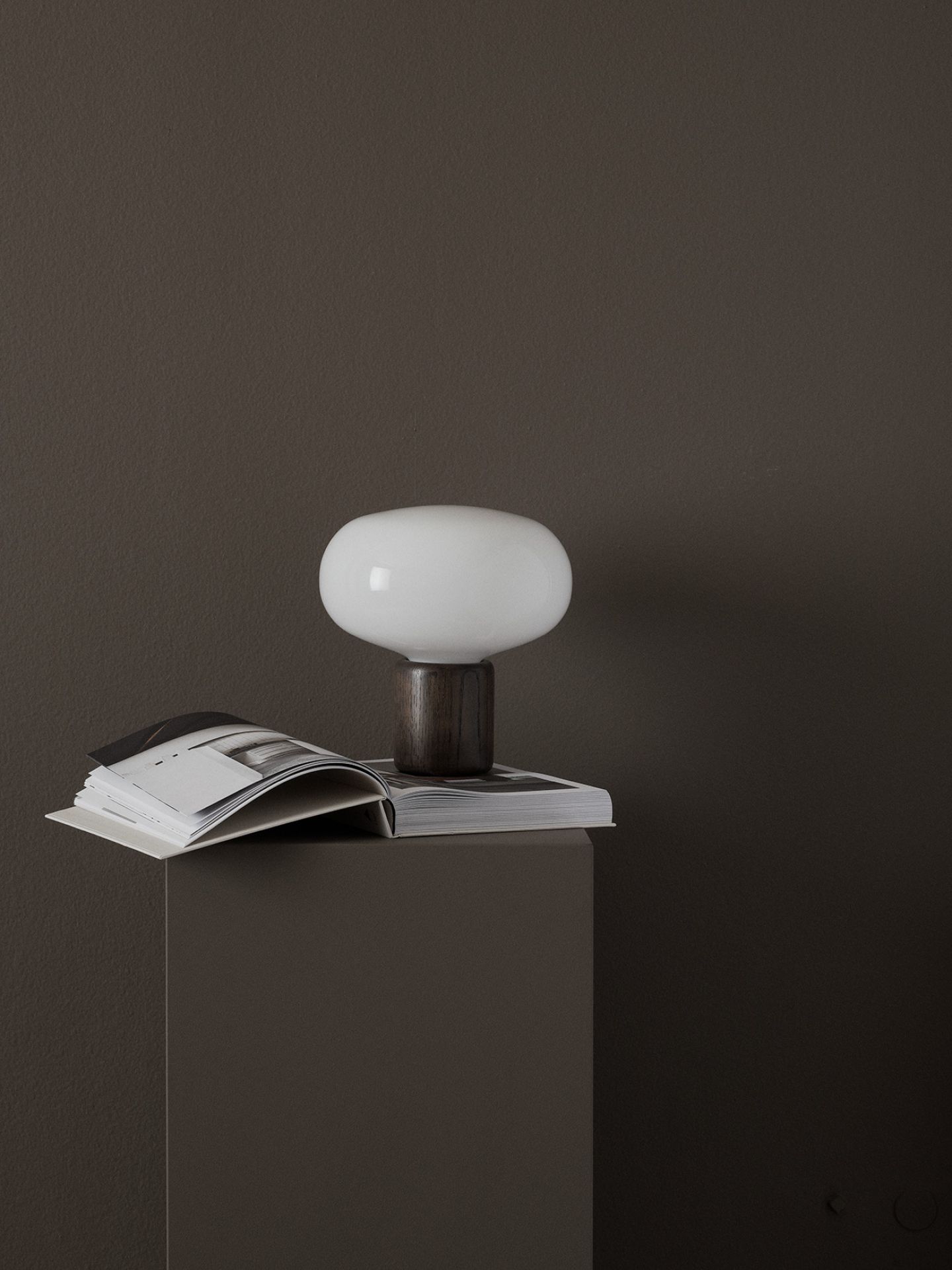 Karl-Johan Table lamp New Works oak / opal glass | Oak